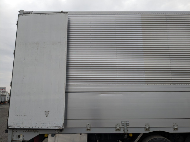 いすゞ ギガ 大型 ウィング QKG-CYJ77B(101389) 29枚目