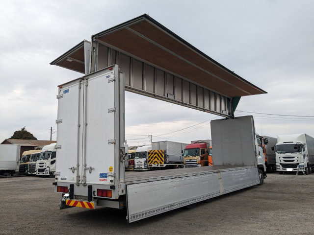 いすゞ ギガ 大型 ウィング QKG-CYJ77B(101389) 36枚目