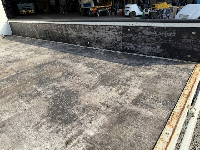 いすゞ エルフ 小型 平ボディ TRG-NPR85AR(101390) 10枚目