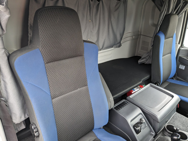 いすゞ ギガ 大型 ウィング QKG-CYJ77B(101389) 41枚目