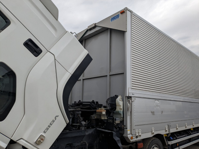 いすゞ ギガ 大型 ウィング QKG-CYJ77B(101389) 46枚目