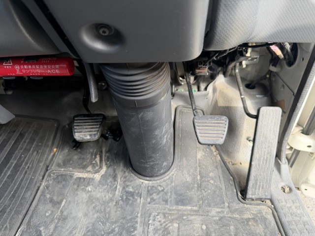 いすゞ エルフ 小型 平ボディ TRG-NPR85AR(101390) 19枚目