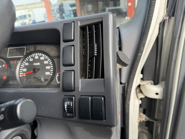 いすゞ エルフ 小型 平ボディ TRG-NPR85AR(101390) 20枚目