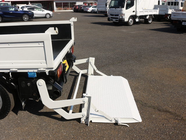 いすゞ エルフ 小型 平ボディ TRG-NHS85A(101391) 14枚目