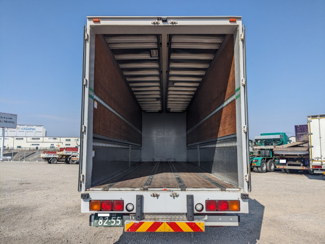 いすゞ ギガ 大型 ウィング QKG-CYJ77B(101392) 9枚目