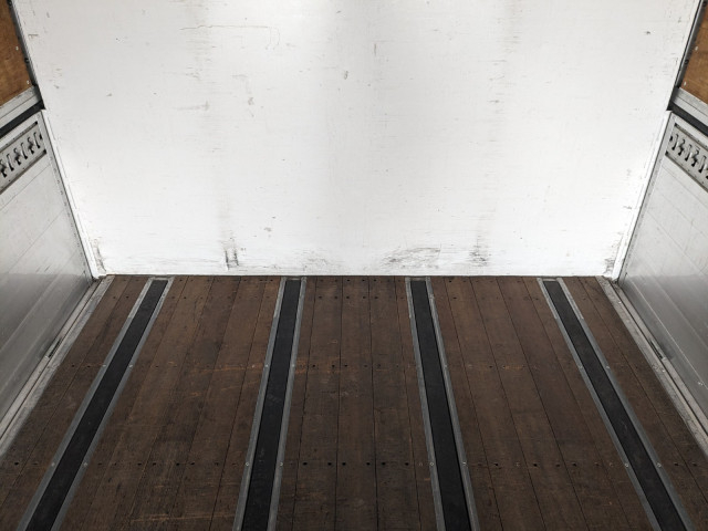 いすゞ ギガ 大型 ウィング QKG-CYJ77B(101392) 14枚目