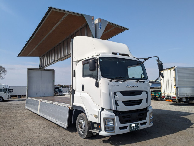 いすゞ ギガ 大型 ウィング QKG-CYJ77B(101392) 33枚目