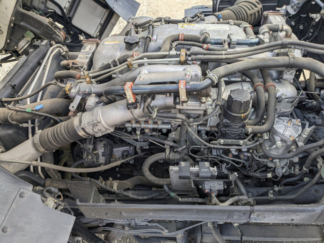 いすゞ ギガ 大型 ウィング QKG-CYJ77B(101392) 44枚目