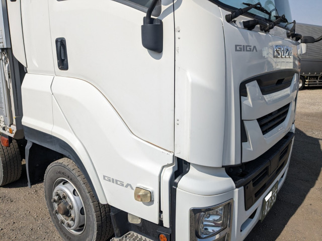 いすゞ ギガ 大型 ウィング QKG-CYJ77B(101392) 50枚目