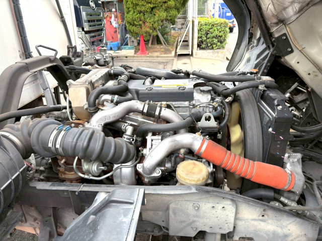 いすゞ フォワード 増トン 冷蔵冷凍バン LKG-FTR90T2(101395) 24枚目