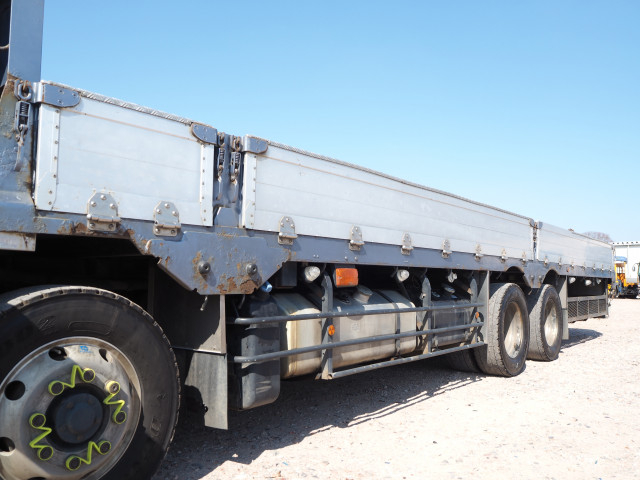 三菱ふそう スーパーグレート 大型 平ボディ（クレーン付） QPG-FS60VZ(101397) 9枚目