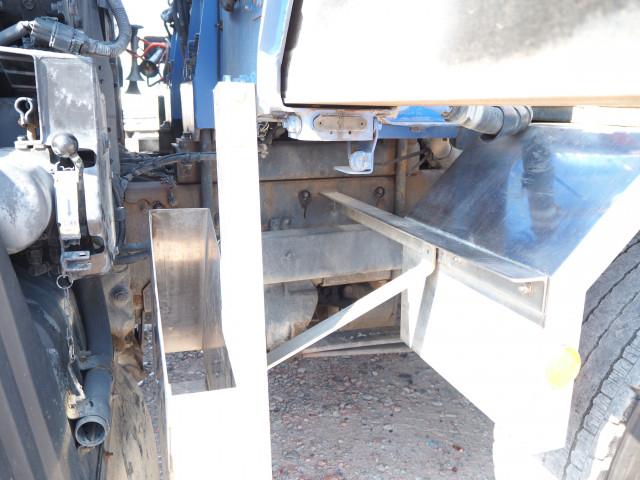 三菱ふそう スーパーグレート 大型 平ボディ（クレーン付） QPG-FS60VZ(101397) 28枚目