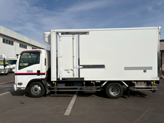いすゞ エルフ 小型 冷蔵冷凍バン TPG-NPR85AN(101398) 6枚目