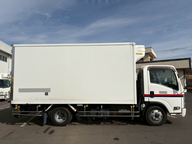 いすゞ エルフ 小型 冷蔵冷凍バン TPG-NPR85AN(101398) 10枚目