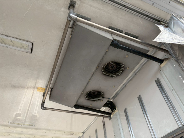 いすゞ エルフ 小型 冷蔵冷凍バン TPG-NPR85AN(101398) 16枚目