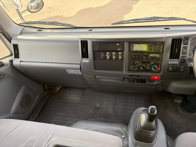 いすゞ エルフ 小型 冷蔵冷凍バン TPG-NPR85AN(101398) 46枚目