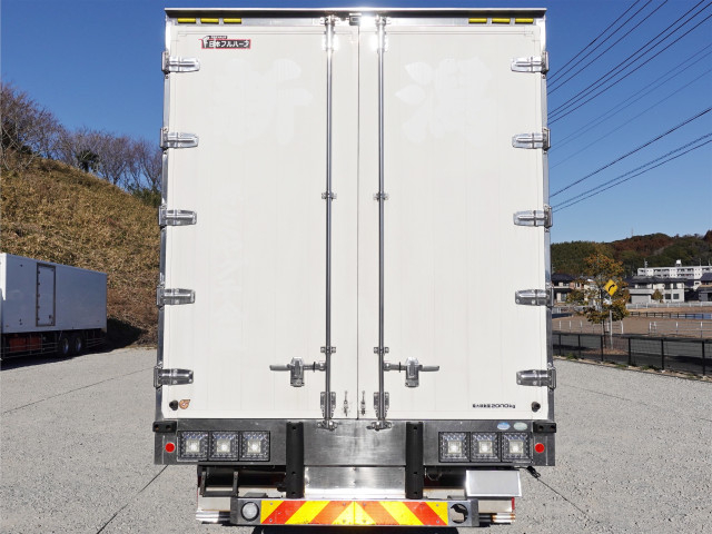 いすゞ フォワード 中型 バン TKG-FRR90T2(101400) 10枚目