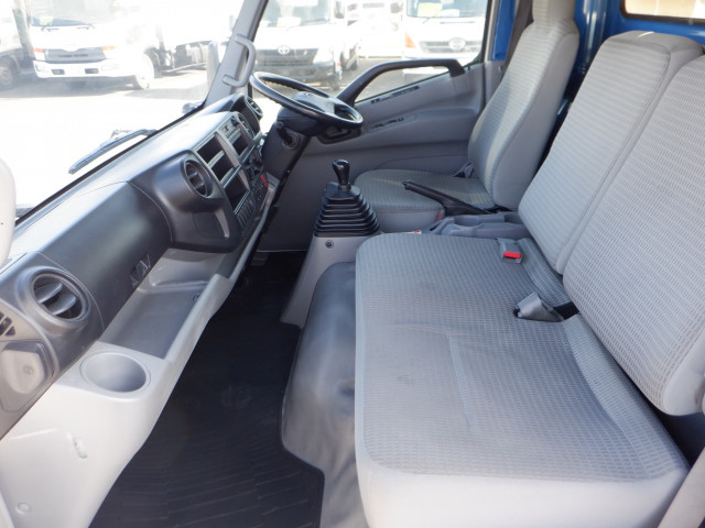 トヨタ トヨエース 小型 平ボディ TKG-XZU720(101401) 32枚目