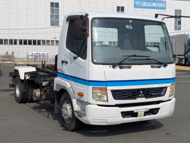 三菱ふそう ファイター 中型 コンテナ専用車 TKG-FK71F(101403) 2枚目