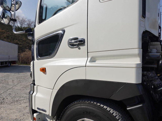 日野 プロフィア 大型 トラクタ QPG-SH1EDDG(101410) 11枚目