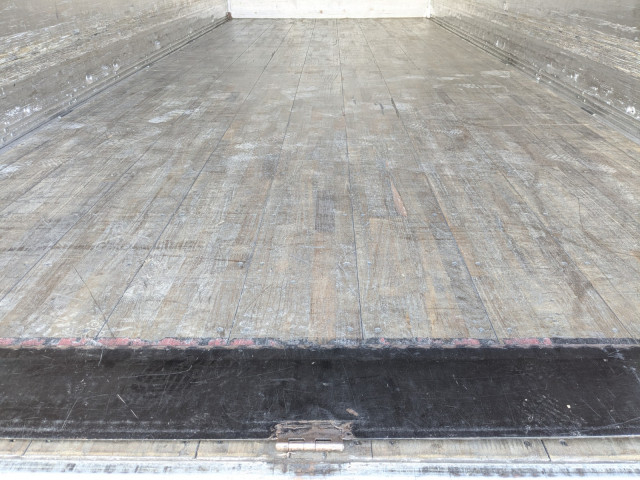 いすゞ フォワード 中型 ウィング TKG-FRR90T2(101409) 13枚目