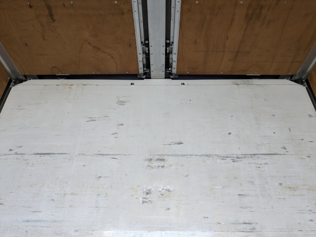 いすゞ フォワード 中型 ウィング TKG-FRR90T2(101409) 17枚目