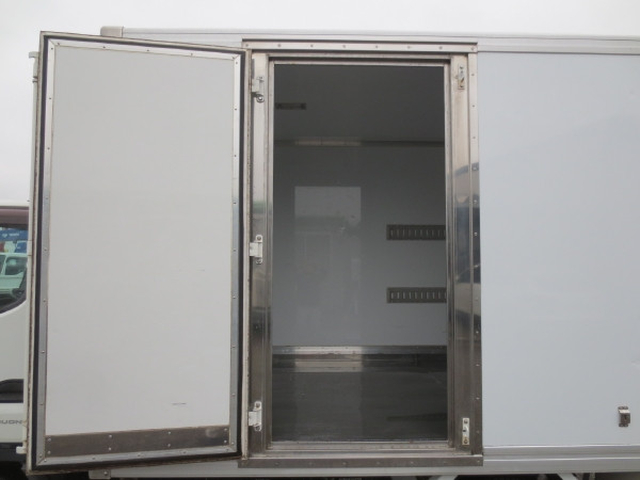 三菱ふそう キャンター 小型 冷蔵冷凍バン TPG-FBA00(101421) 11枚目