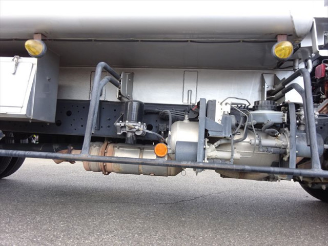 日野 レンジャー 中型 塵芥車（プレス式） TKG-FC9JGAA(101423) 8枚目