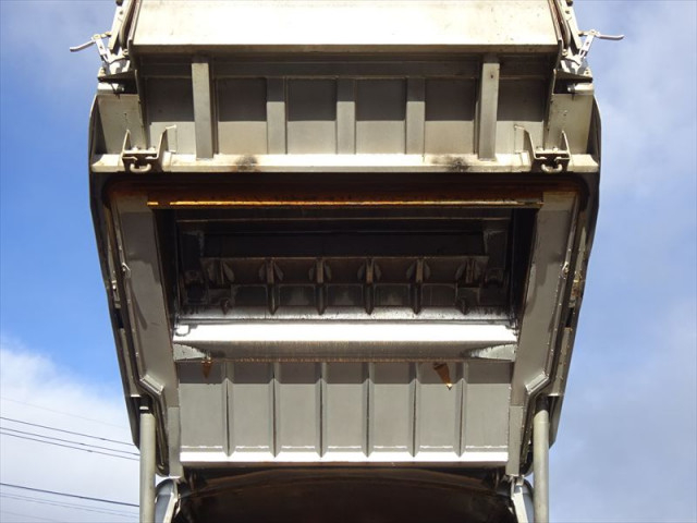 日野 レンジャー 中型 塵芥車（プレス式） TKG-FC9JGAA(101423) 24枚目