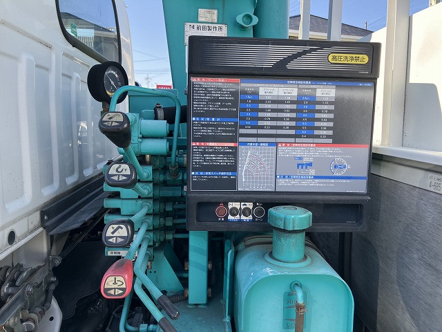 いすゞ エルフ 小型 平ボディ（クレーン付） TKG-NKR85R(101429) 24枚目