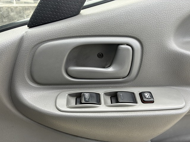 日野 デュトロ 小型 平ボディ TKG-XZU650M(101428) 32枚目