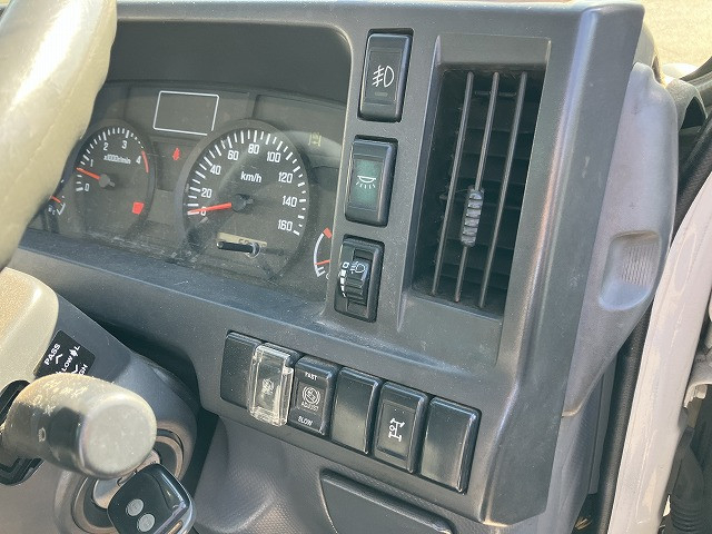 いすゞ エルフ 小型 平ボディ（クレーン付） TKG-NKR85R(101429) 32枚目