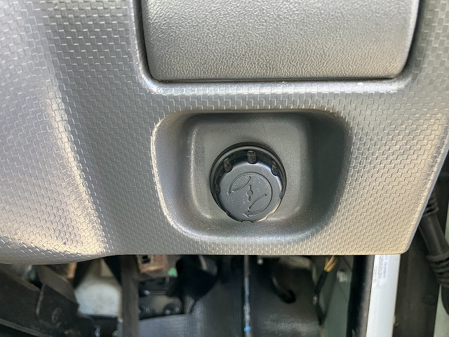 いすゞ エルフ 小型 平ボディ（クレーン付） TKG-NKR85R(101429) 33枚目