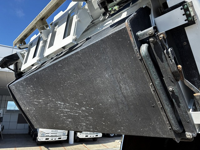 いすゞ エルフ 小型 塵芥車（プレス式） TKG-NMR85AN(101434) 43枚目