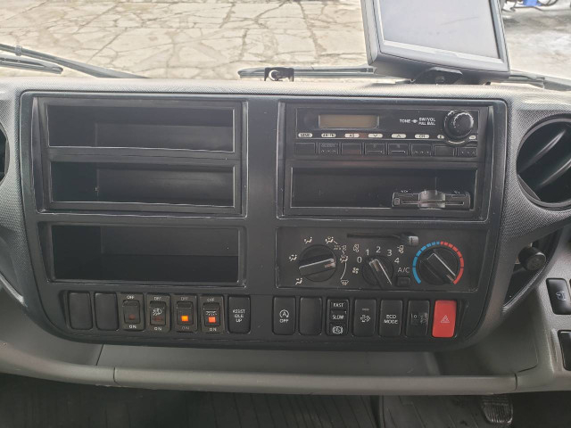 日野 デュトロ 中型 ウィング SDG-XZU720M(101436) 24枚目