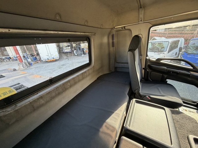 日野 プロフィア 大型 その他 LKG-FW1EXBG(101438) 31枚目