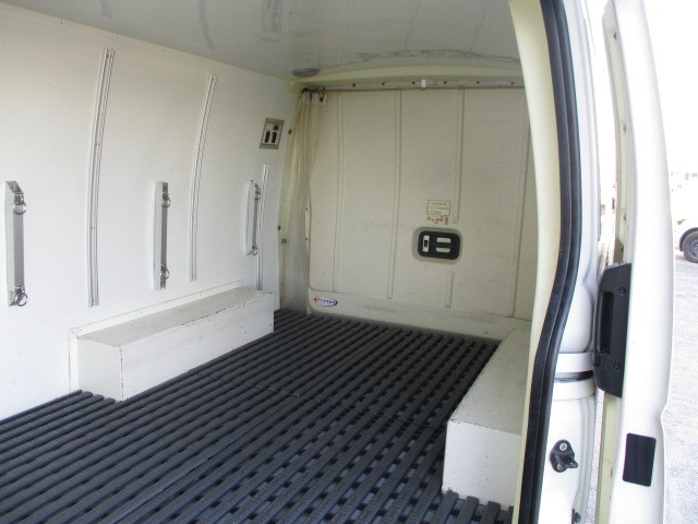 トヨタ ハイエース 小型 冷蔵冷凍バン LDF-KDH201V(101442) 7枚目