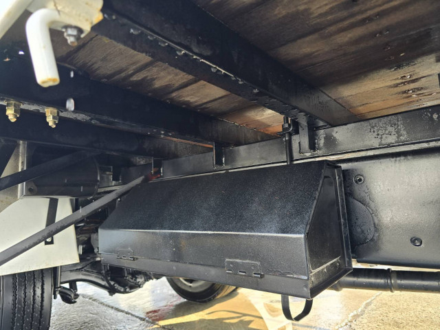 日野 レンジャー 中型 平ボディ（クレーン付） TKG-FC9JKAP(101443) 14枚目