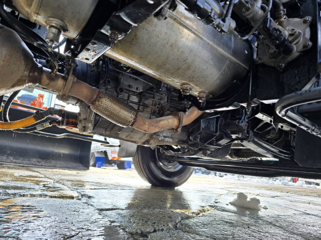 日野 レンジャー 中型 平ボディ（クレーン付） TKG-FC9JKAP(101443) 15枚目