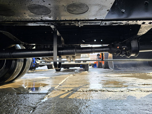 日野 レンジャー 中型 平ボディ（クレーン付） TKG-FC9JKAP(101443) 16枚目