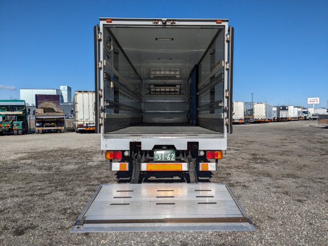 日野 レンジャー 増トン 冷蔵冷凍バン LKG-FE7JUAG(101444) 10枚目