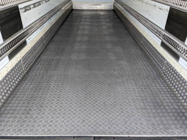 日野 レンジャー 増トン 冷蔵冷凍バン LKG-FE7JUAG(101444) 17枚目