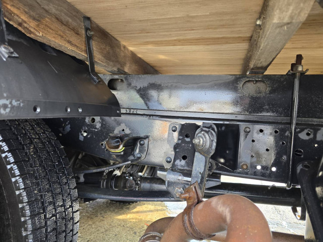 いすゞ エルフ 小型 平ボディ（クレーン付） BKG-NKR85AR(101445) 11枚目