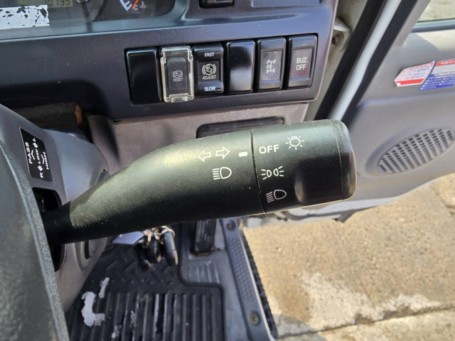 いすゞ エルフ 小型 平ボディ（クレーン付） BKG-NKR85AR(101445) 32枚目