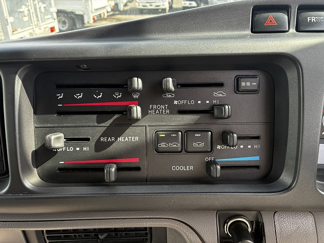 トヨタ コースター 小型 バス PDG-XZB40(101446) 29枚目