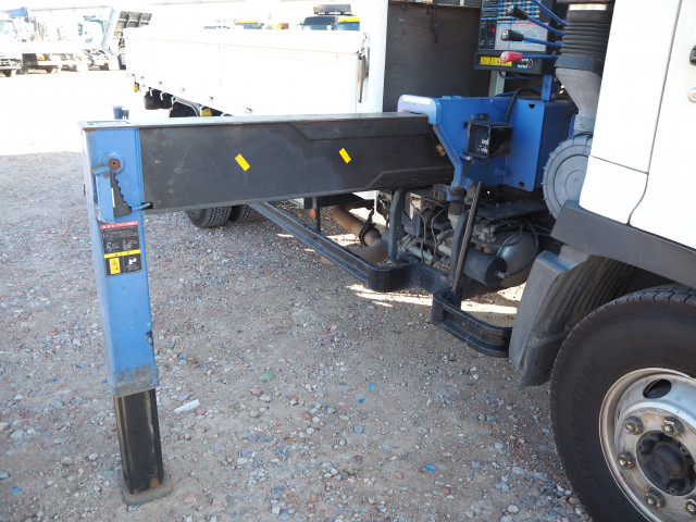 日野 レンジャー 小型 平ボディ（クレーン付） BKG-FC7JGYA(101448) 9枚目