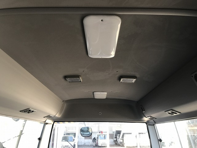 トヨタ コースター 小型 バス PDG-XZB40(101452) 29枚目