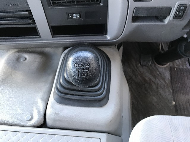 トヨタ コースター 小型 バス PDG-XZB40(101452) 36枚目