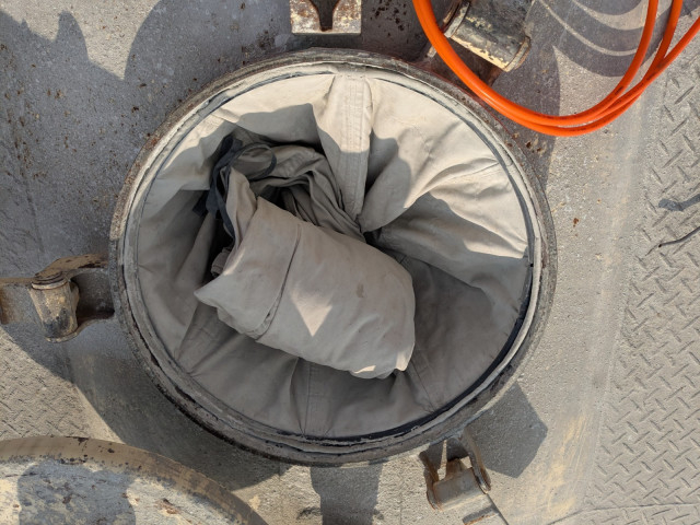 日野 プロフィア 大型 粉粒体運搬車 ADG-FR1EXYG(101455) 14枚目