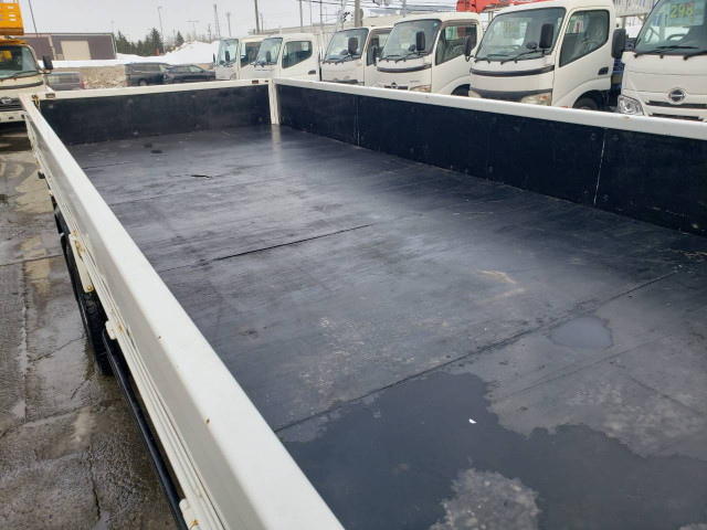 トヨタ ダイナ 小型 平ボディ PB-XZU388(101459) 12枚目